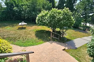25 Robbins Ave, Dracut, MA 01826 - Photo 31