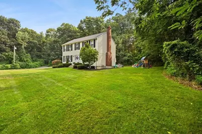 530 Chestnut Hill Road, Millville, MA 01529 - Photo 35