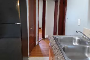 25 Slater St, Webster, MA 01570 - Photo 5