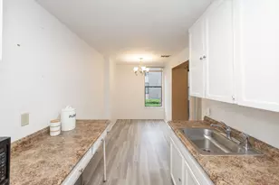 30 Shrewsbury Greens Dr, Shrewsbury, MA 01545 - Photo 5