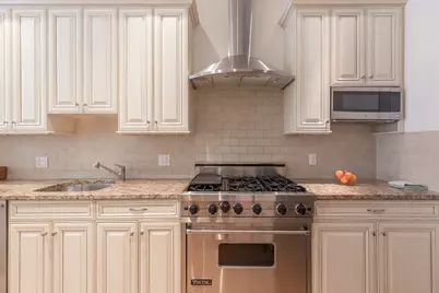 212 Beacon Street #2, Boston, MA 02116 - Photo 5