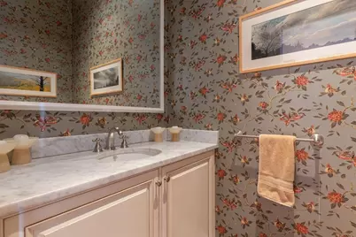 212 Beacon Street #2, Boston, MA 02116 - Photo 11
