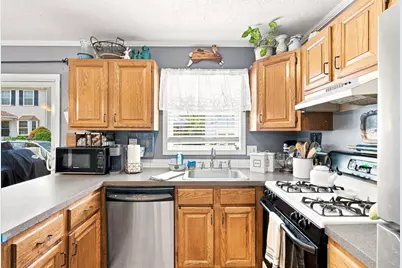 21 Kathy Dr #21, Haverhill, MA 01832 - Photo 9