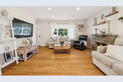 12 Rita Rd, Peabody, MA 01960 - Photo 5