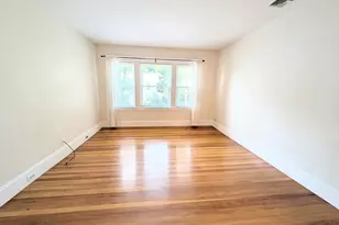 184 Parmenter Rd, Newton, MA 02465 - Photo 3