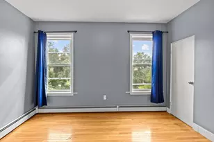 26 Alpine St, Boston, MA 02119 - Photo 9