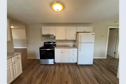 72 Vernon St #3, Wakefield, MA 01880 - Photo 3
