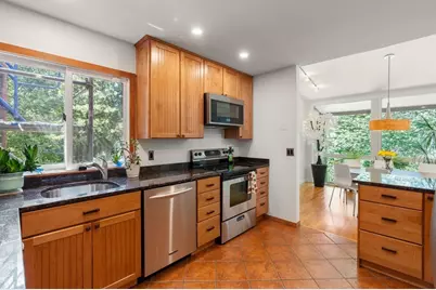 241 Perkins #H-402, Boston, MA 02130 - Photo 9