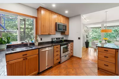 241 Perkins #H-402, Boston, MA 02130 - Photo 9