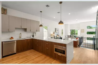 57-59 Highland Rd #59, Brookline, MA 02445 - Photo 9