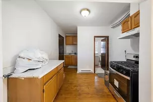 56-58 Pine St, Lowell, MA 01851 - Photo 9