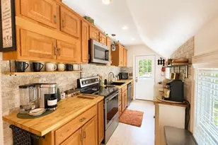978 Main St, Hanover, MA 02339 - Photo 7