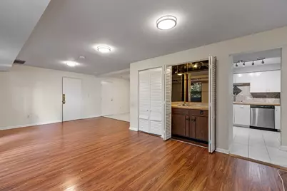 1461 Pawtucket Blvd #D-4, Lowell, MA 01854 - Photo 5