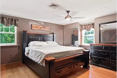 96 I St, Dracut, MA 01826 - Photo 19