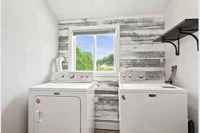 96 I St, Dracut, MA 01826 - Photo 27