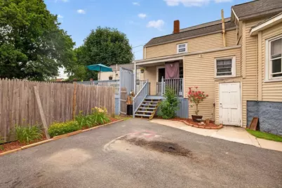 98 Parker St, New Bedford, MA 02740 - Photo 5