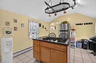 98 Parker St, New Bedford, MA 02740 - Photo 13