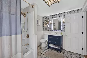 19 Majocka Dr, Westport, MA 02790 - Photo 9