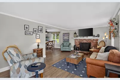 19 Majocka Dr, Westport, MA 02790 - Photo 5