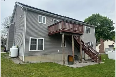 34 Carpenter Ave, Worcester, MA 01605 - Photo 5