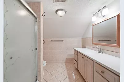137 Reservoir Ave, Providence, RI 02907 - Photo 11