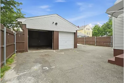 137 Reservoir Ave, Providence, RI 02907 - Photo 23