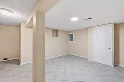 137 Reservoir Ave, Providence, RI 02907 - Photo 19
