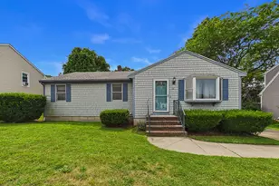 52 Valley View Dr, New Bedford, MA 02740 - Photo 1