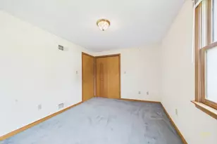 52 Valley View Dr, New Bedford, MA 02740 - Photo 25