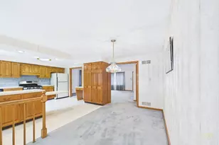 52 Valley View Dr, New Bedford, MA 02740 - Photo 17