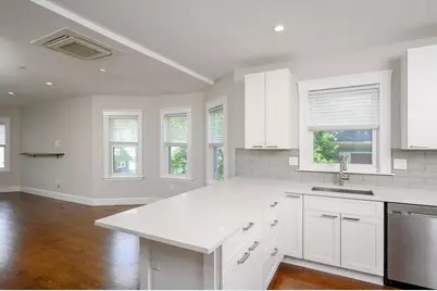 24 Mount Ida Road #2, Boston, MA 02122 - Photo 5