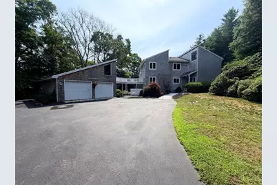 46 Holly Pond Rd, Marion, MA 02738 - Photo 1