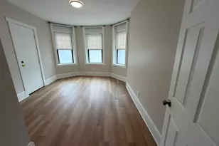 394 Riverway, Boston, MA 02115 - Photo 11