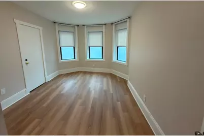 394 Riverway #3, Boston, MA 02115 - Photo 7