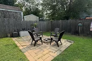 66 Powell Ave, Springfield, MA 01119 - Photo 3