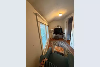 14 Castle St, Springfield, MA 01118 - Photo 13