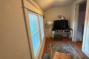 14 Castle St, Springfield, MA 01118 - Photo 13