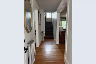 14 Castle St, Springfield, MA 01118 - Photo 3