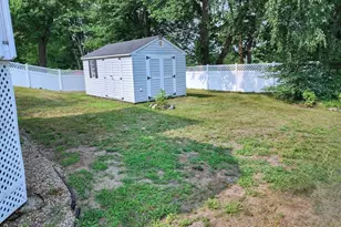 4 Amherst St, Billerica, MA 01862 - Photo 17