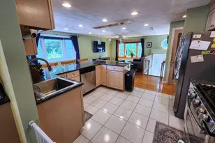 4 Amherst St, Billerica, MA 01862 - Photo 5
