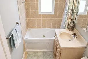21 Annabel St, Boston, MA 02125 - Photo 13