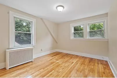 29-31 Rockrimmon Rd #2R, Worcester, MA 01602 - Photo 7