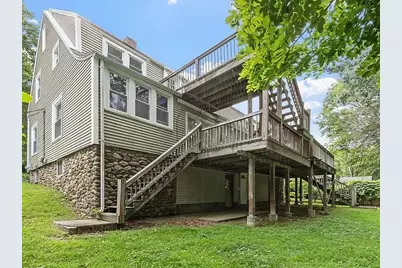 29-31 Rockrimmon Rd #2R, Worcester, MA 01602 - Photo 3