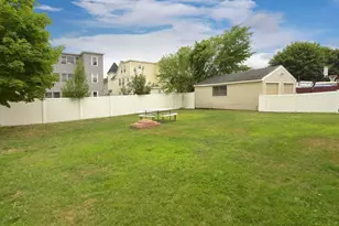 110 5th St, Leominster, MA 01453 - Photo 37