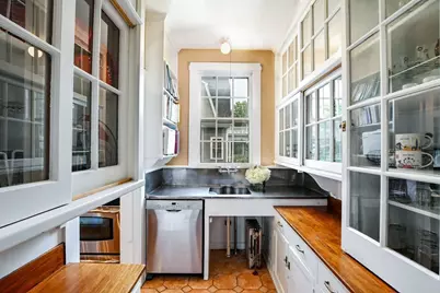 47 Moreland Ter, New Bedford, MA 02740 - Photo 13