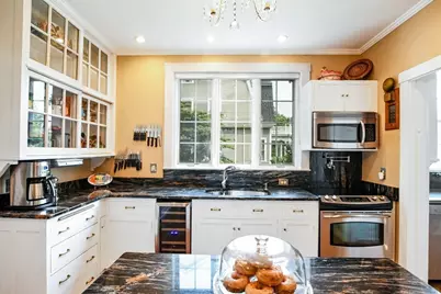 47 Moreland Ter, New Bedford, MA 02740 - Photo 11