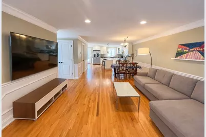 16 Mott St #16, Arlington, MA 02474 - Photo 3