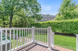 29 Angela Ln, Watertown, MA 02472 - Photo 19