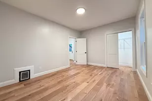 16 Willow Ave, Somerville, MA 02144 - Photo 5
