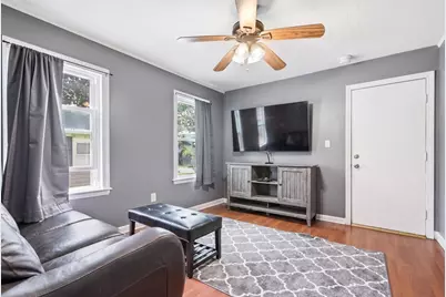 26 Calumet St, Peabody, MA 01960 - Photo 15